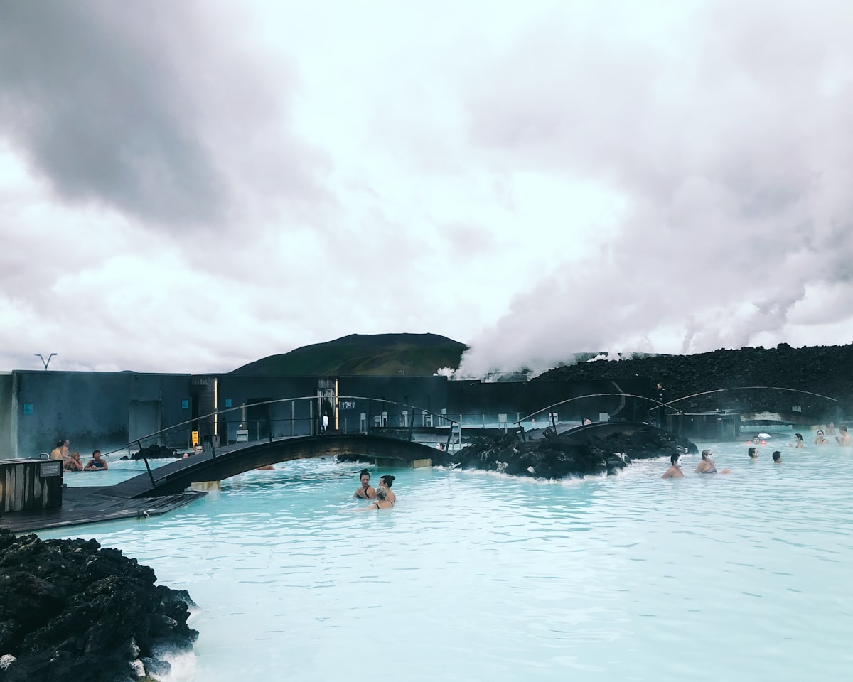 蓝湖温泉参考图